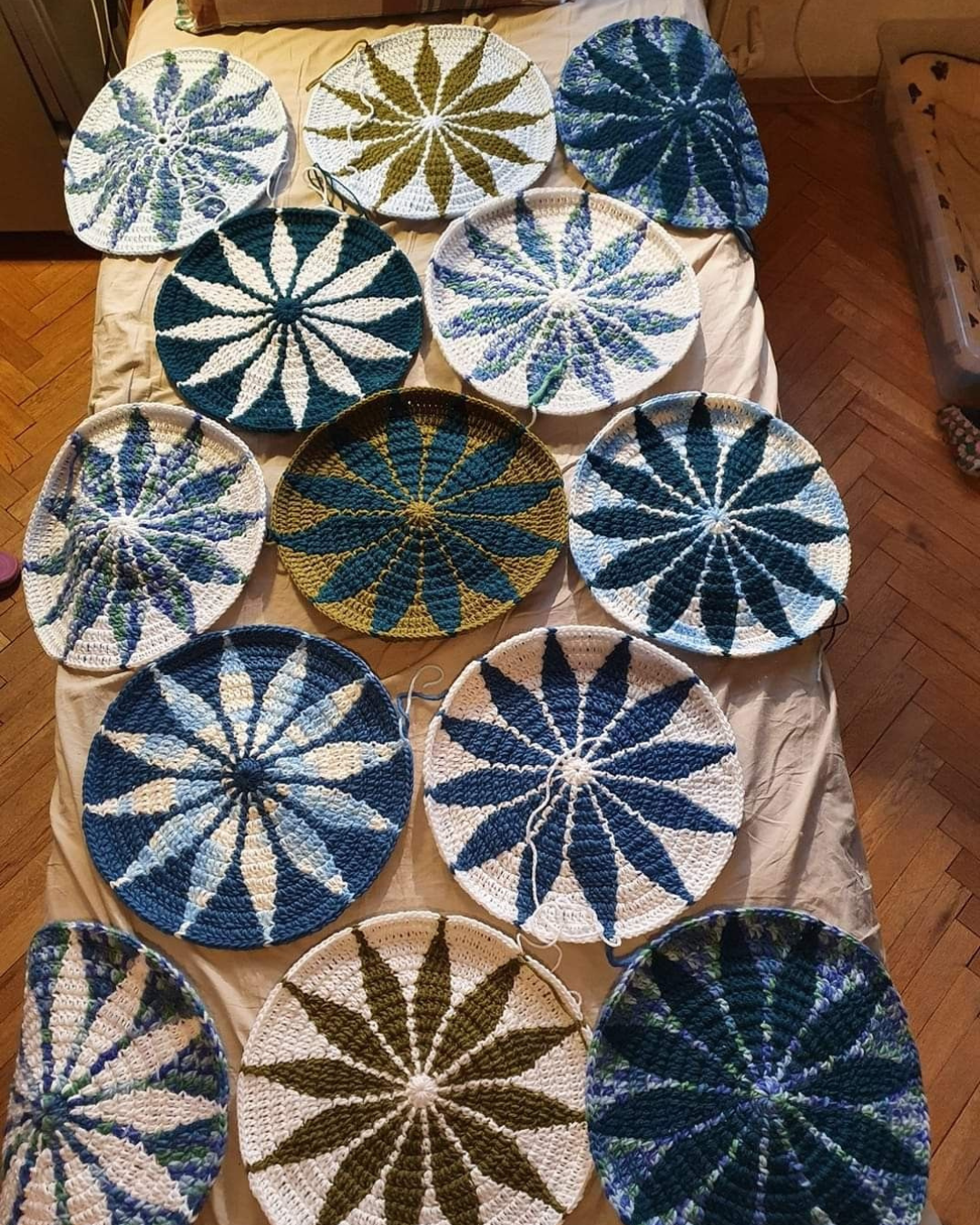 Winter Star Blanket Crochet Pattern